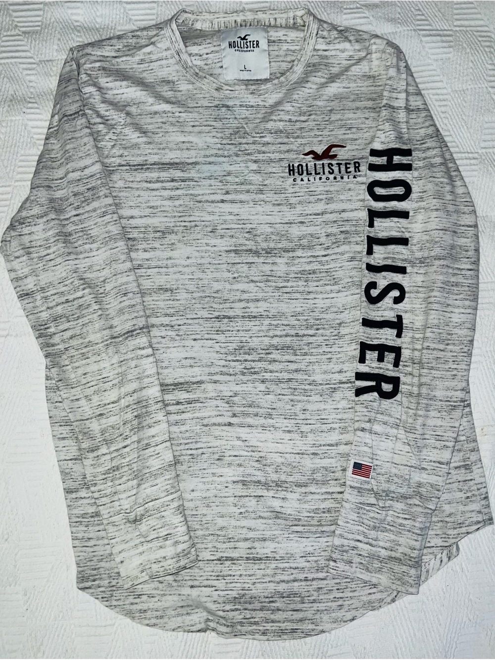 Hollister Light Heather Gray Long Sleeve Logo Tee